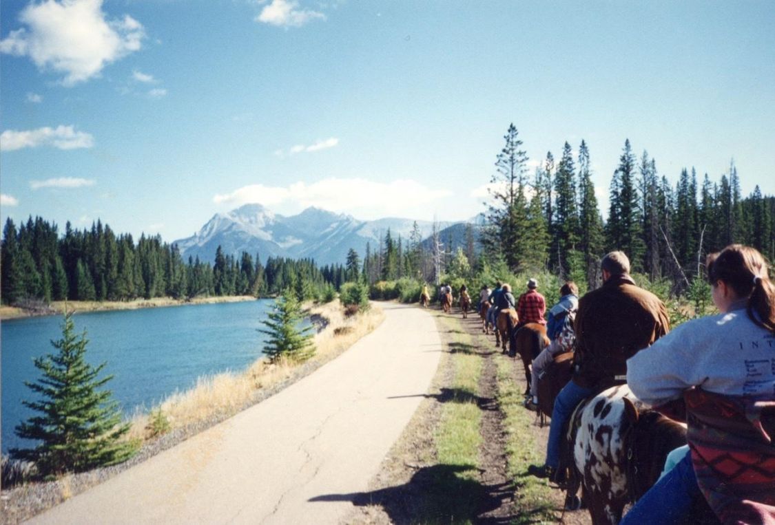 カナダbanff国立公園でのtrail Rideガイド体験 その1 Be Pal