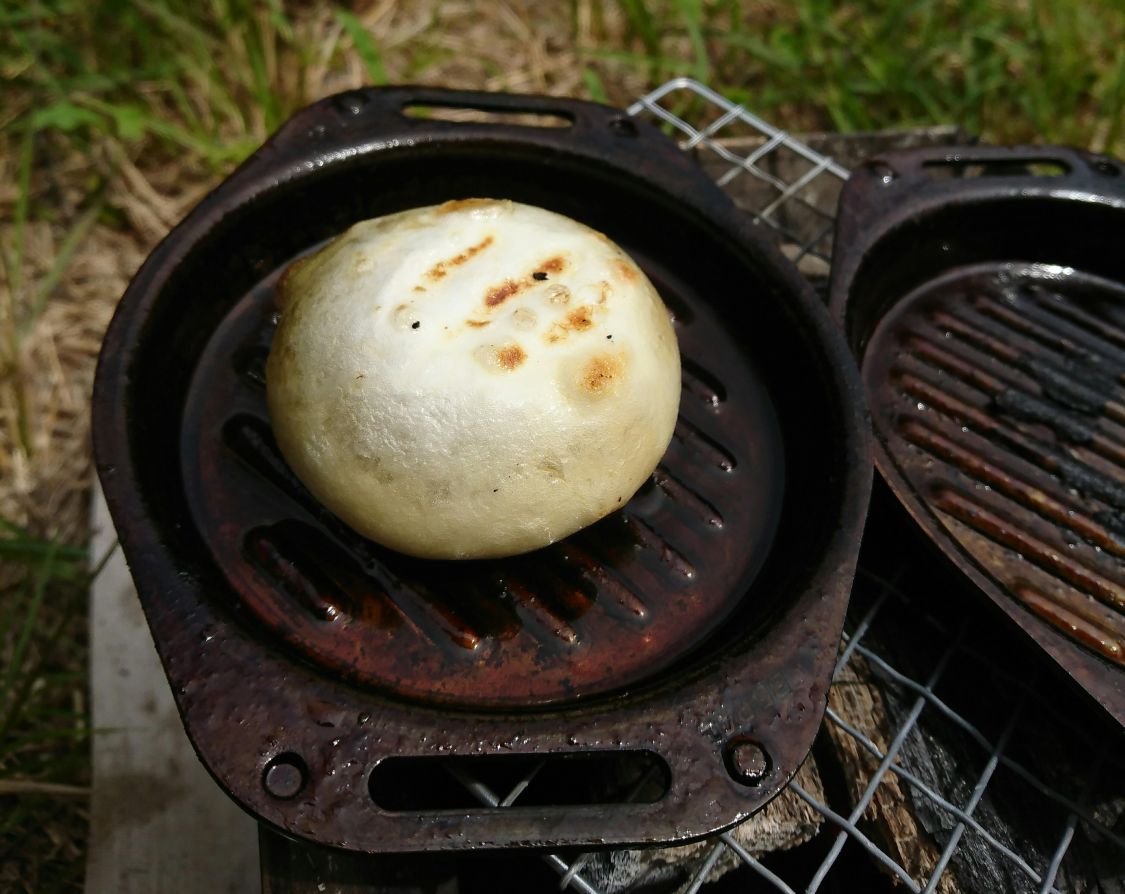 炭火で魚を上手に焼くには 身から焼く それとも皮から焼く Be Pal