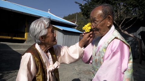 本当に幸せってなに？　98歳のおじいさんと89歳のおばあさんの純愛ドキュメント