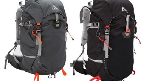 秋の山歩きは、カメラとともに。登山に対応するカメラバックの最新版が登場です