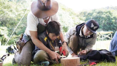 えびの市八幡丘公園で竹の箸と串を作って焚き火おやつを楽しもう！