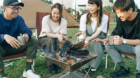 都内のNEW焚き火スポット！スノーピーク昭島アウトドアヴィレッジに「焚き火ラウンジ」が登場