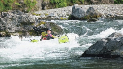 みんなで水遊び 〜軽くて持ち運び簡単！パックラフトはコスパ最高〜