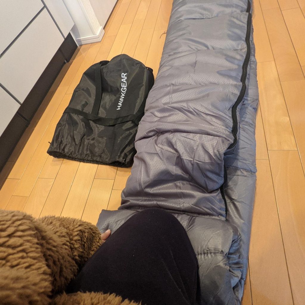 新商品】寝心地最高 マミー型 寝袋 ダウンシュラフ 700g レッド+