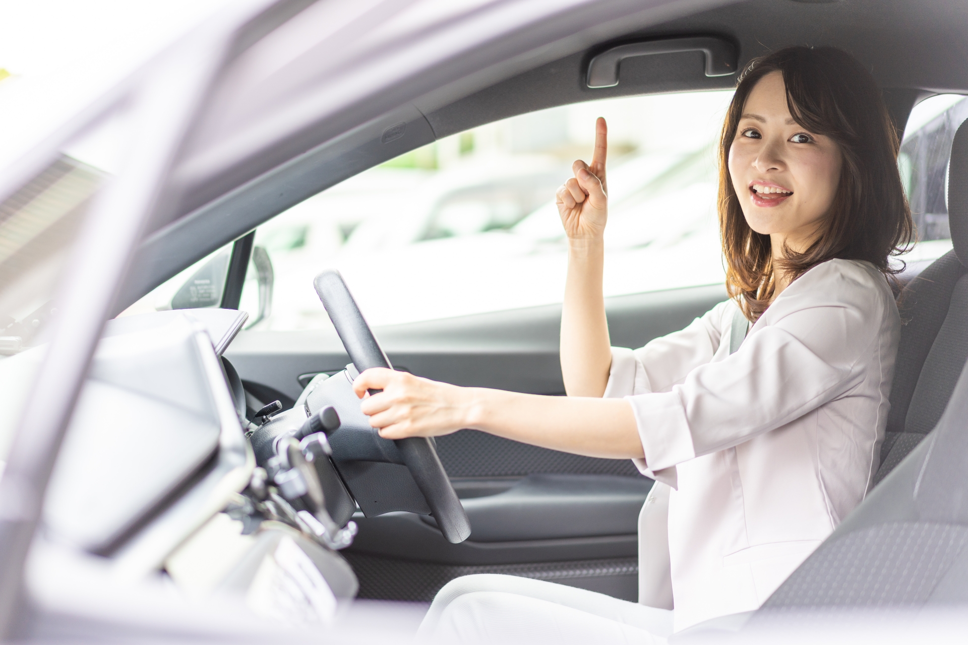 車中泊を女性が安全に楽しむためには 注意点やおすすめの場所を紹介 クルマの旅 ドライブ Be Pal キャンプ アウトドア 自然派生活の情報源ビーパル