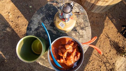 山頂ラーメン、カレー…ハイキングでおすすめの山メシ３選。米炊きのコツや裏ワザも