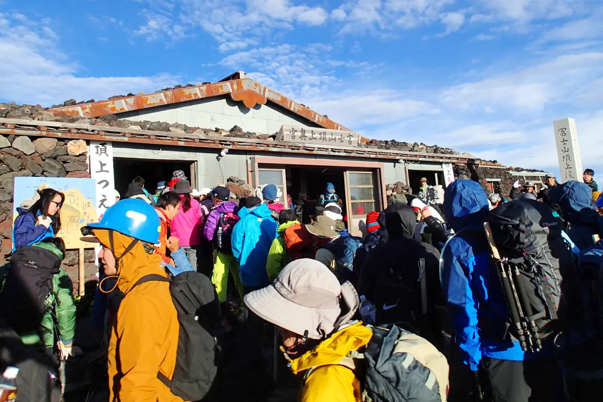 山岳医監修 富士登山でリタイヤしたくない人は 高山病対策を 山 ハイキング クライミング Be Pal キャンプ アウトドア 自然派生活の情報源ビーパル