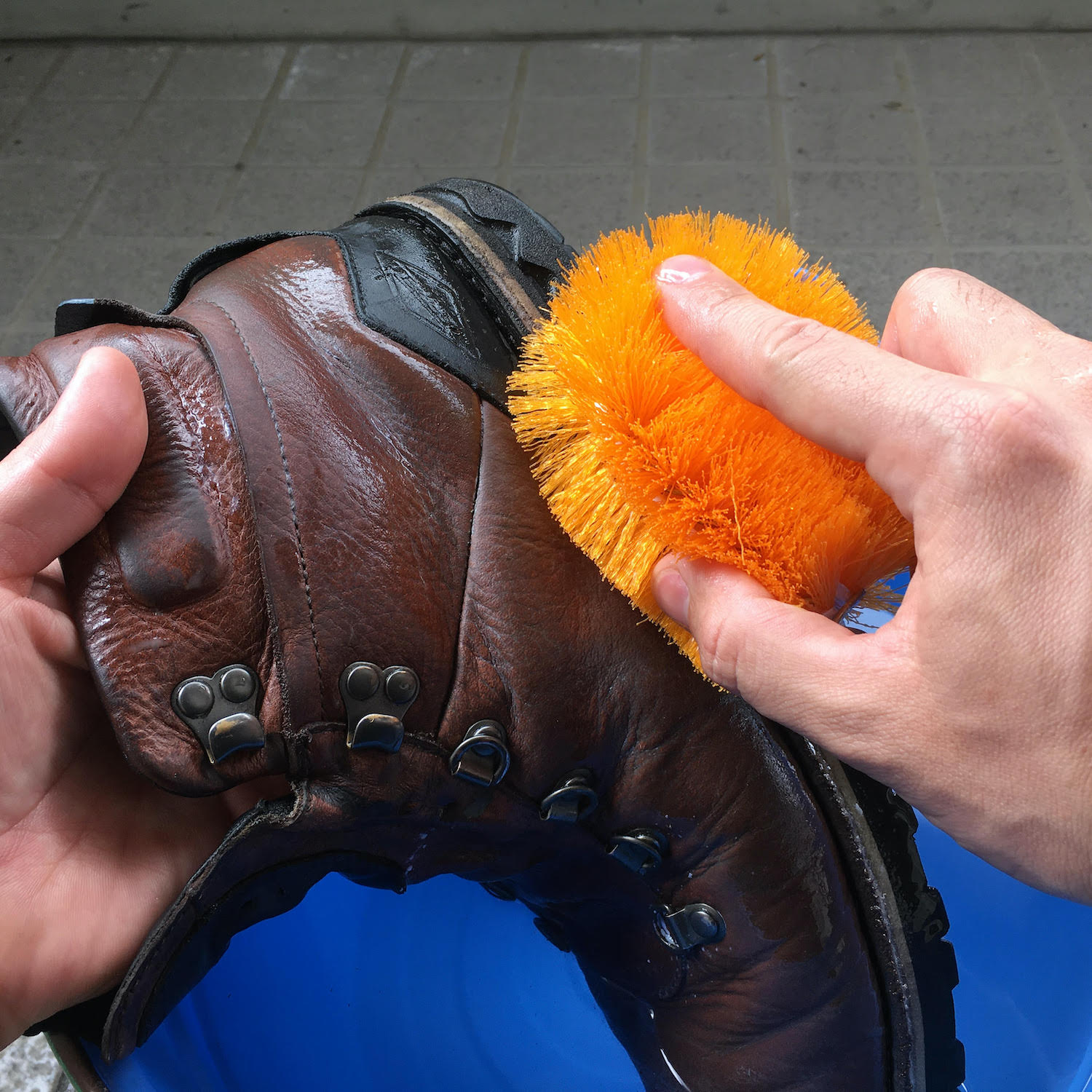 登山靴の洗い方は？お気に入りの靴を長持ちさせるポイントも紹介