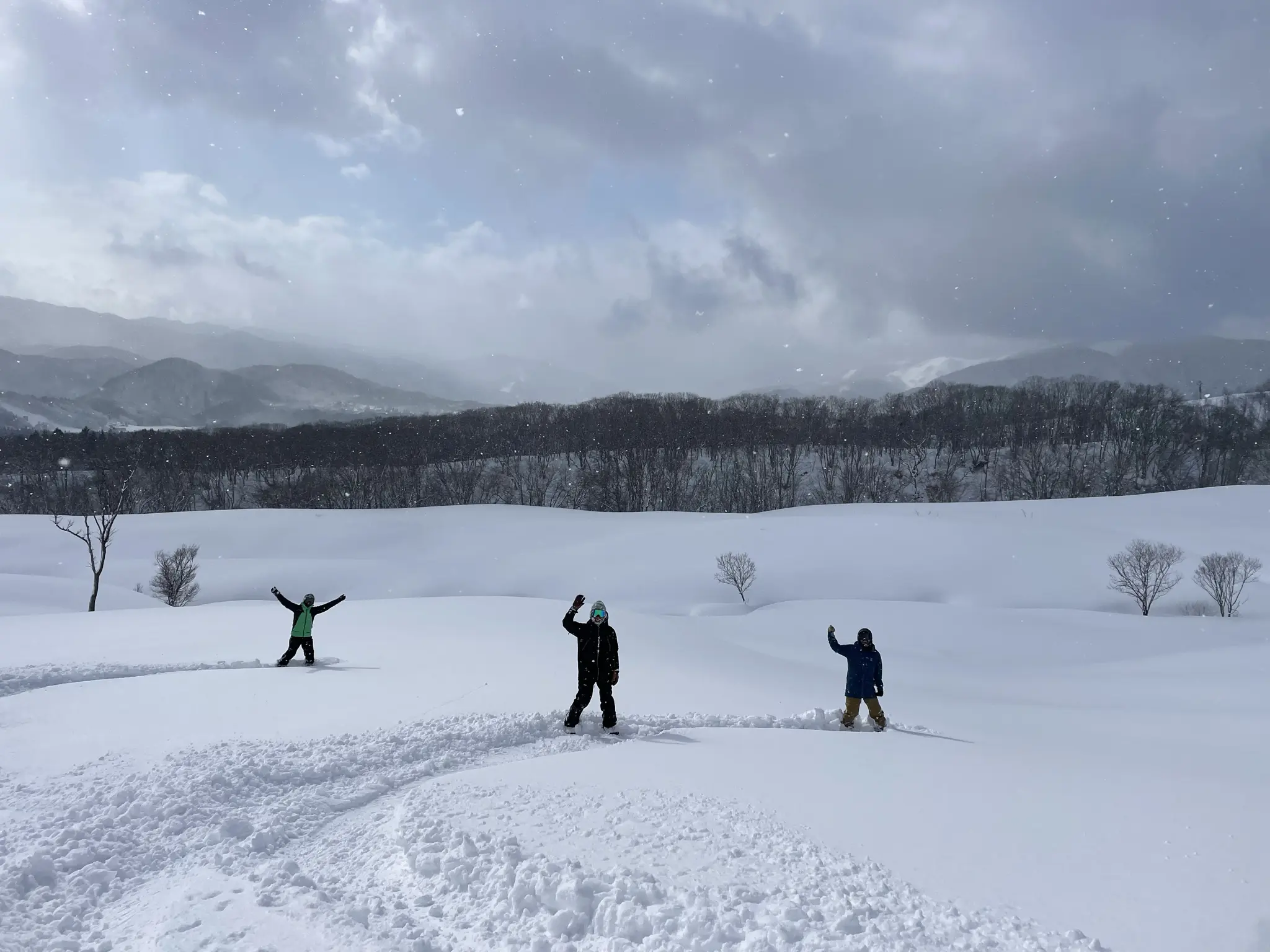 雪の旅、そしてスノーサーフという世界 | スキー・スノーボード 【BE