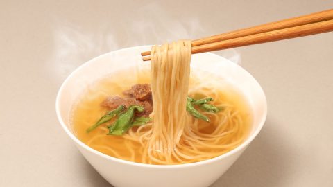 宇宙食、食べてみたい？即席カップ麺「2040年サステナブルラーメン」誕生