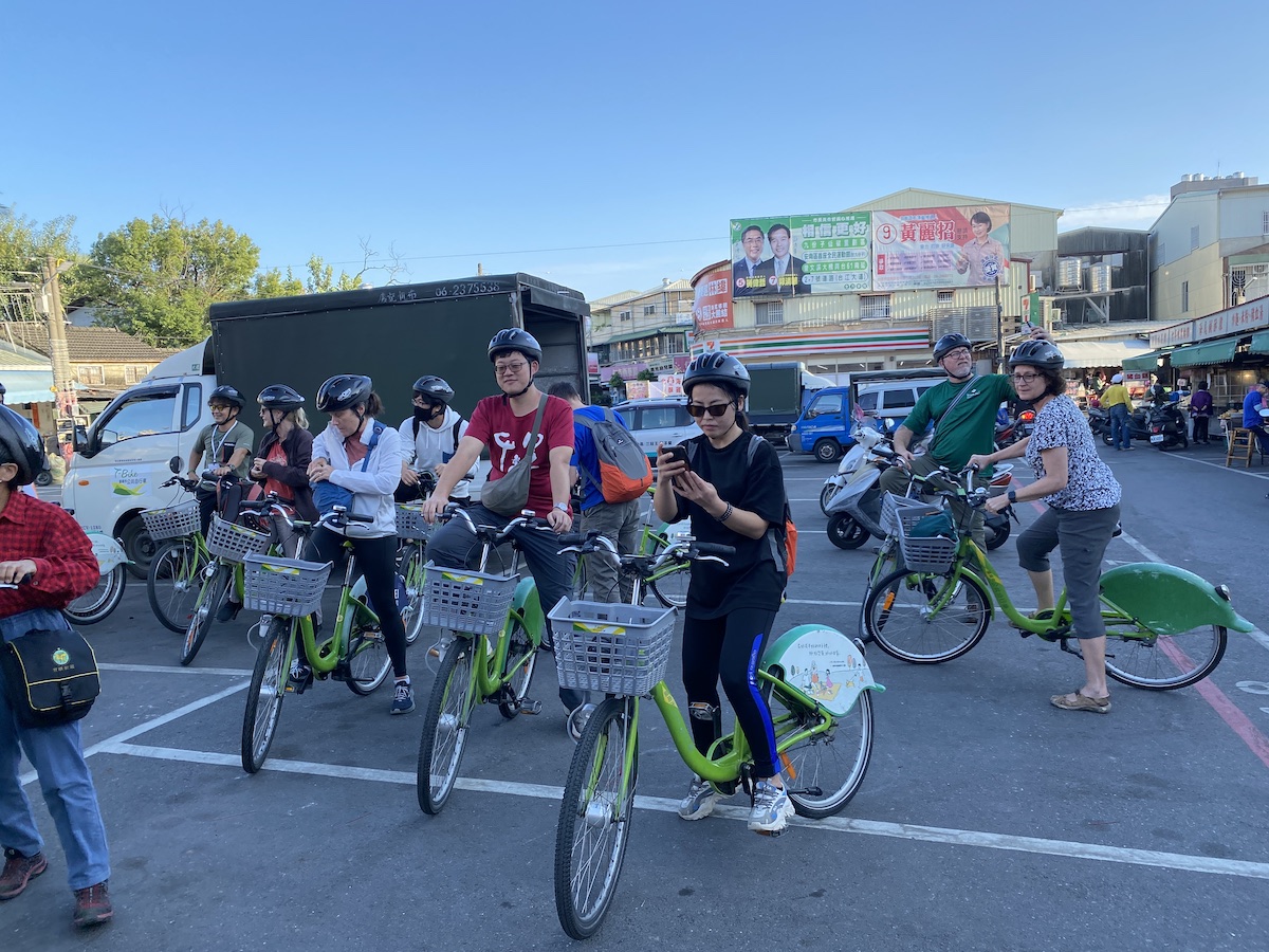 ここからは自転車で0m地点を目指します。