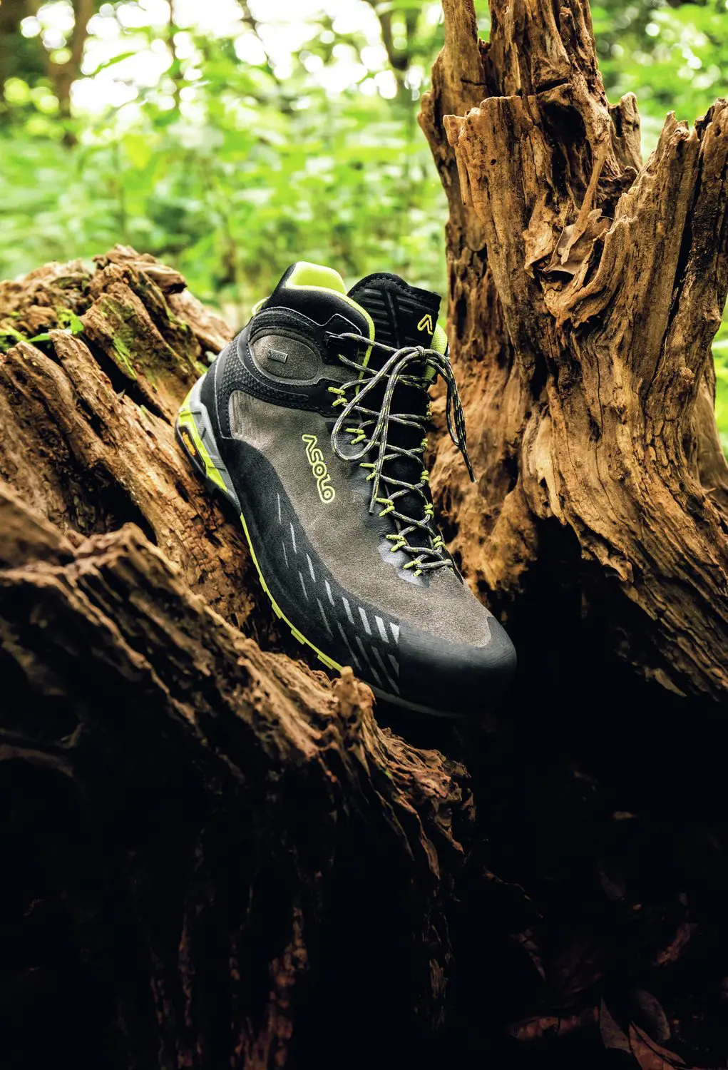国産最新品スカルパ　登山靴　スポルティバ　ローバー　シリオ　モンベル ザンバラン 登山用品