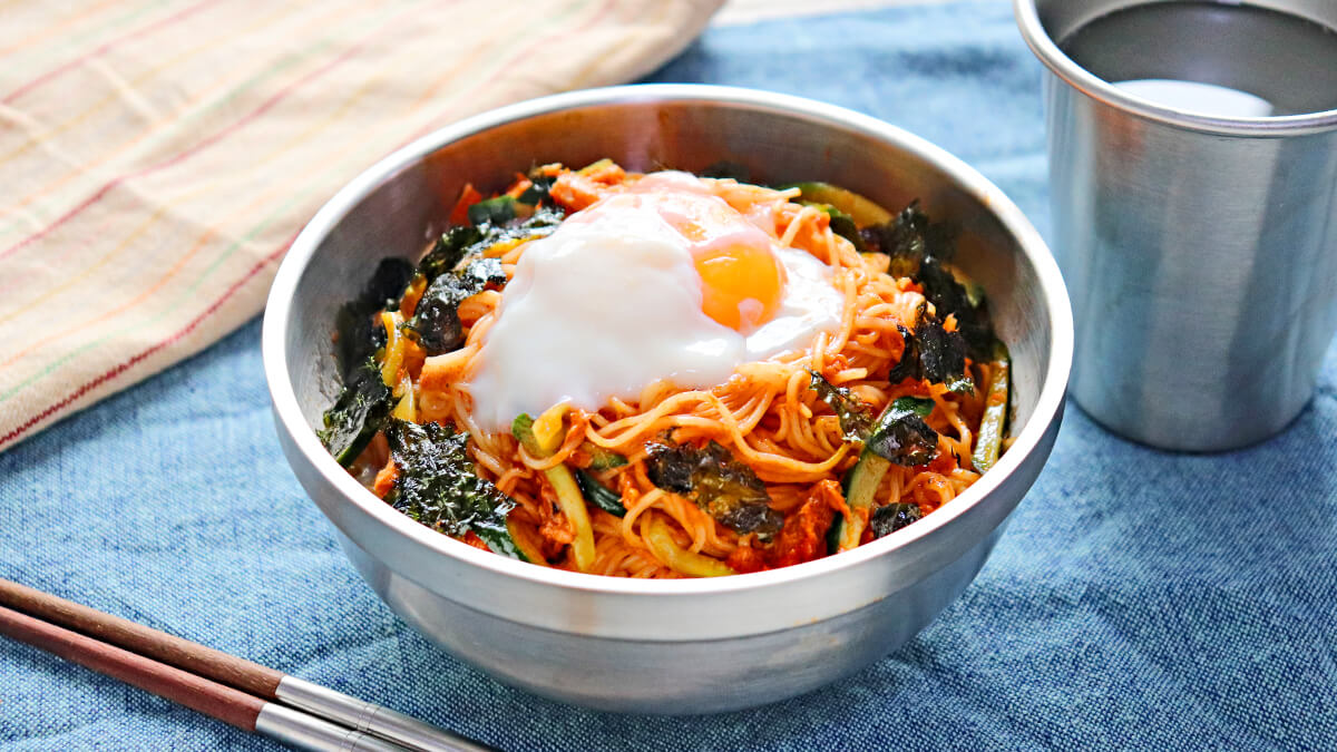 そうめんで作るビビン麺