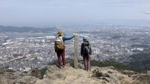 レディース向け登山パンツおすすめ10選。失敗しない選び方も解説