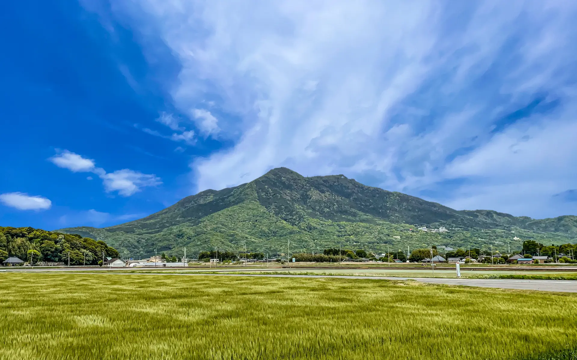 初心者におすすめの関東の日帰り登山スポット11選。持ち物や山の選び方