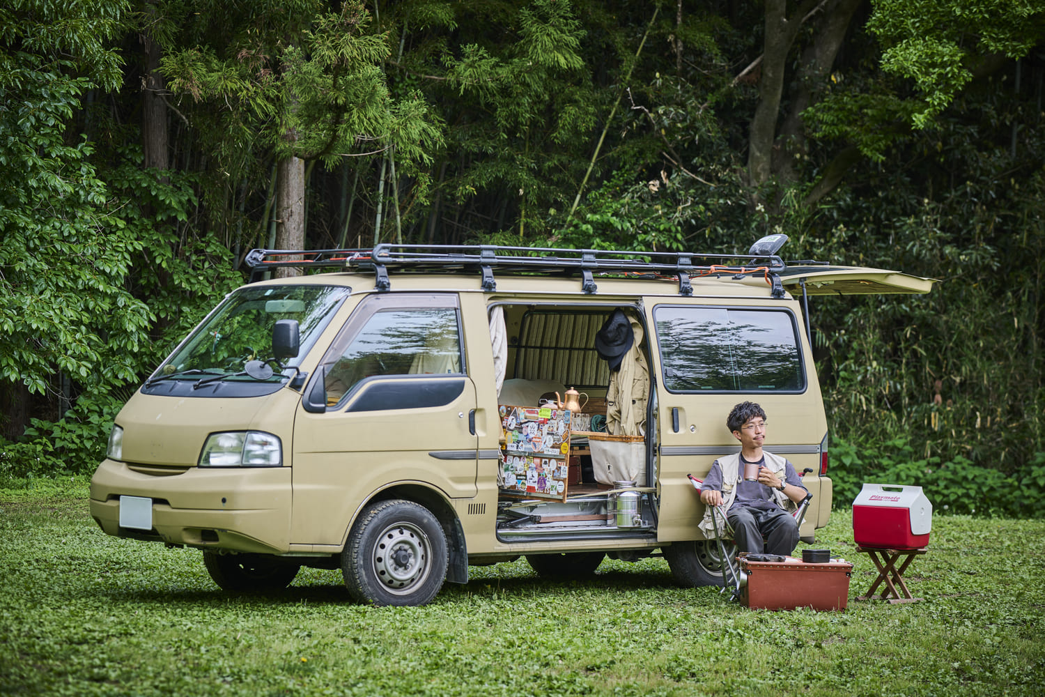 バンライフの魅力とは？ 車中泊達人がＤＩＹしたおしゃれな内装も拝見！【PR】