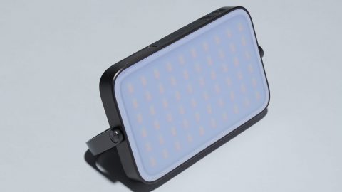 小型LEDライト「ルーメナー」に最新作”プラス２”が登場！明るさと充電速度が格段に向上してるっ