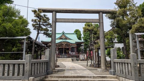 高さ1.5mながら2本の登山道！江戸川・平井諏訪神社の富士塚【プロハイカー斉藤正史のTOKYO山頂ガイド File.72】