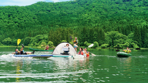 キャンプも決行！BE-PAL編集部員が長野・北竜湖で全力の水遊びをしてきたぞ