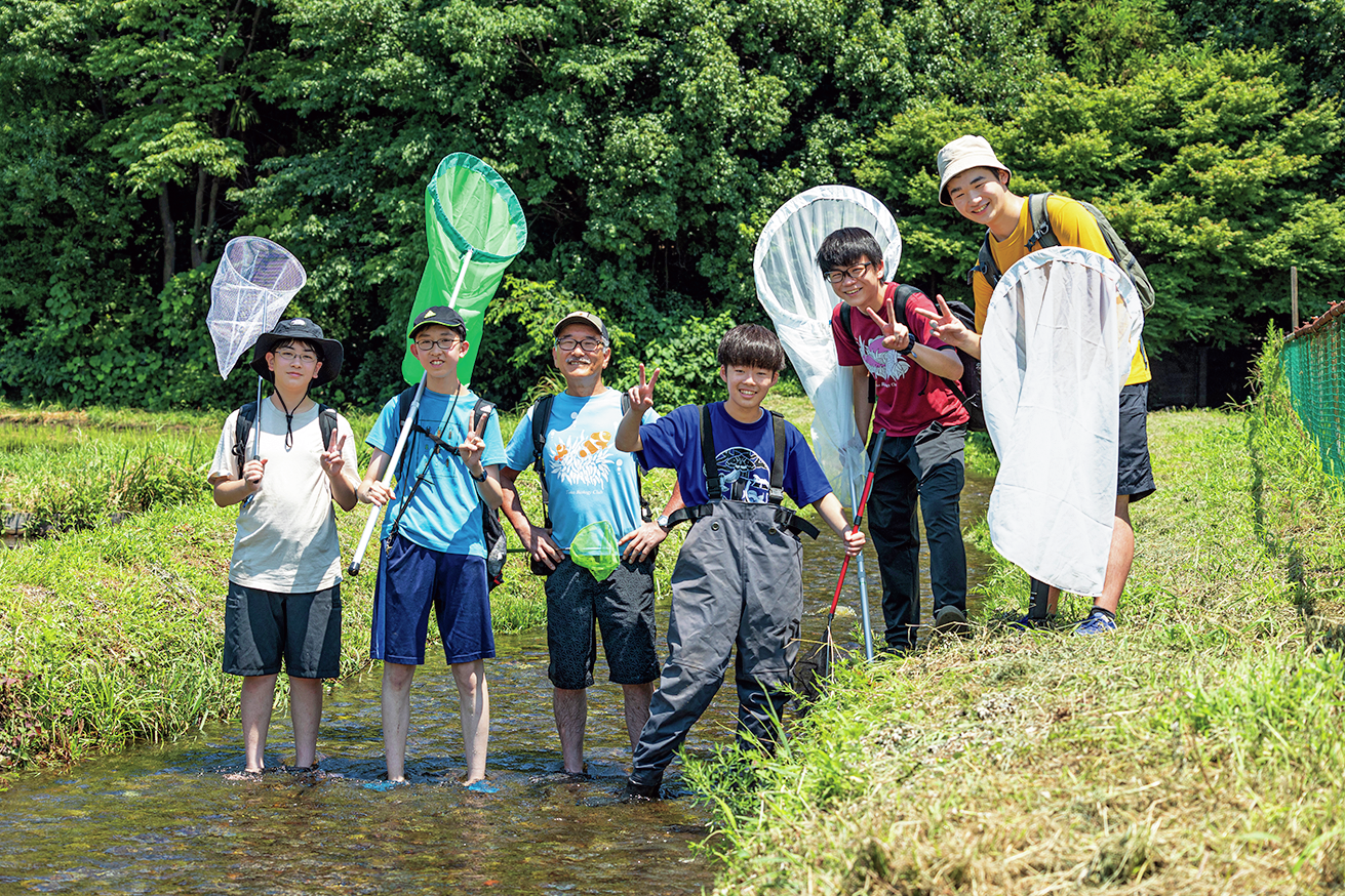 桐朋中学校・高等学校「生物部」のライフワークとは？川がフィールドの昆虫班＆魚類班に密着