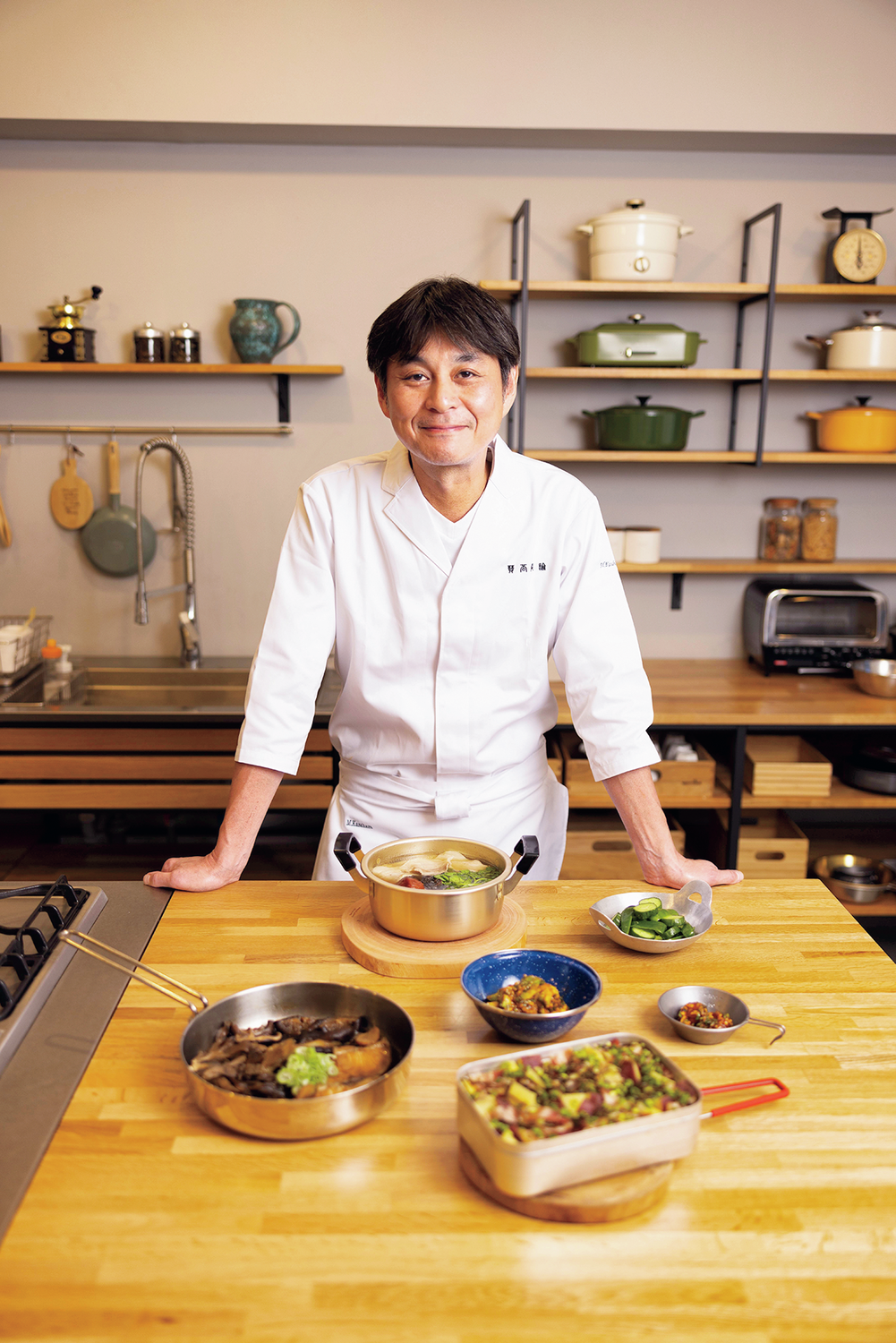 実は野遊びが趣味！笠原将弘さんの「だしを取らずにうま味を引き出す和食」レシピ5選