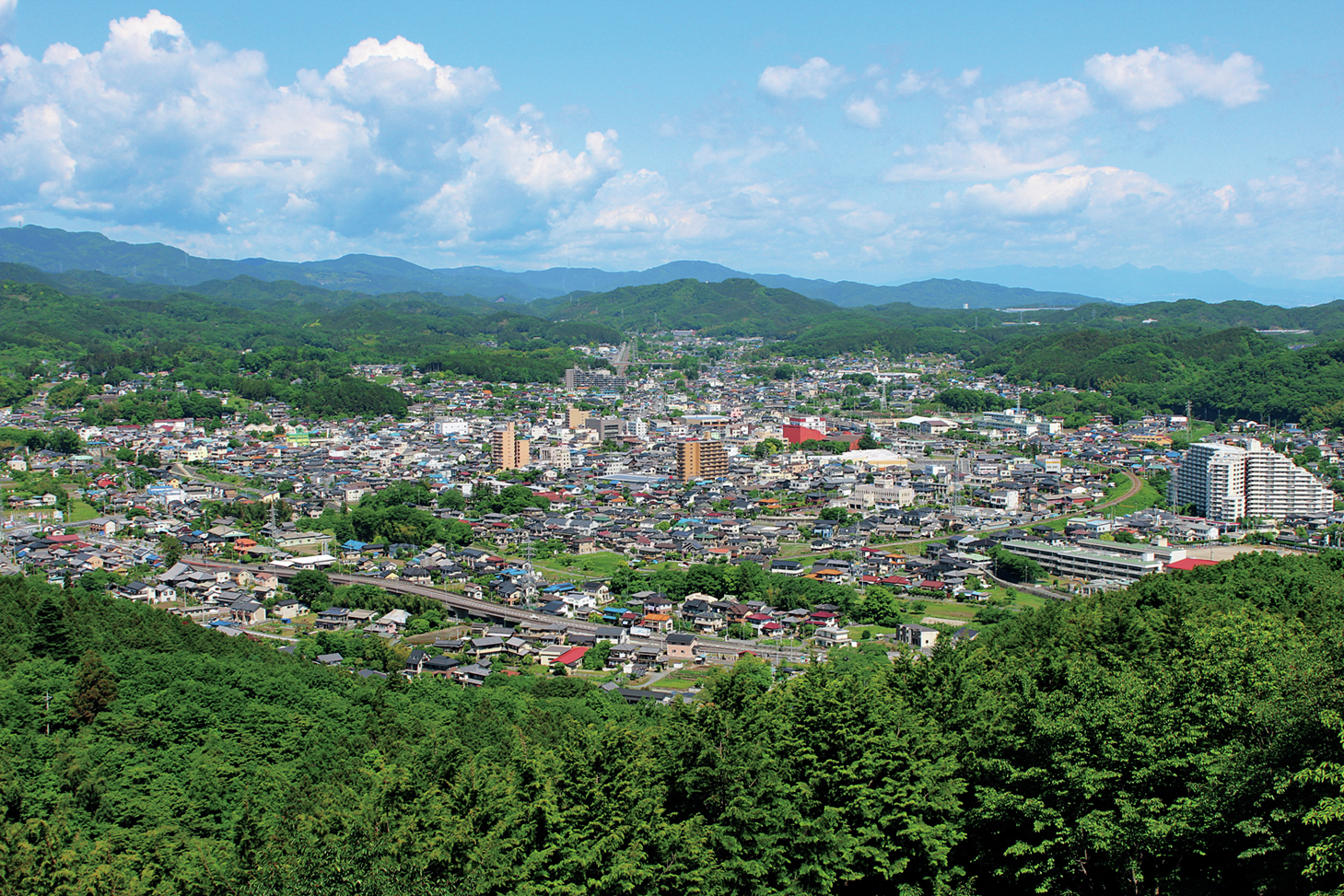 都会と田舎の中間地点「トカイナカ」移住支援の現状を行政に聞いてみた！