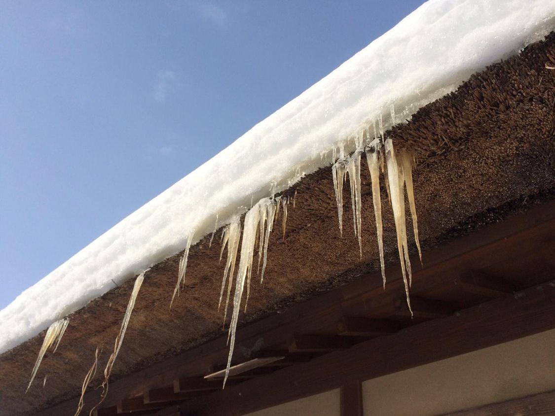 屋根のつらら