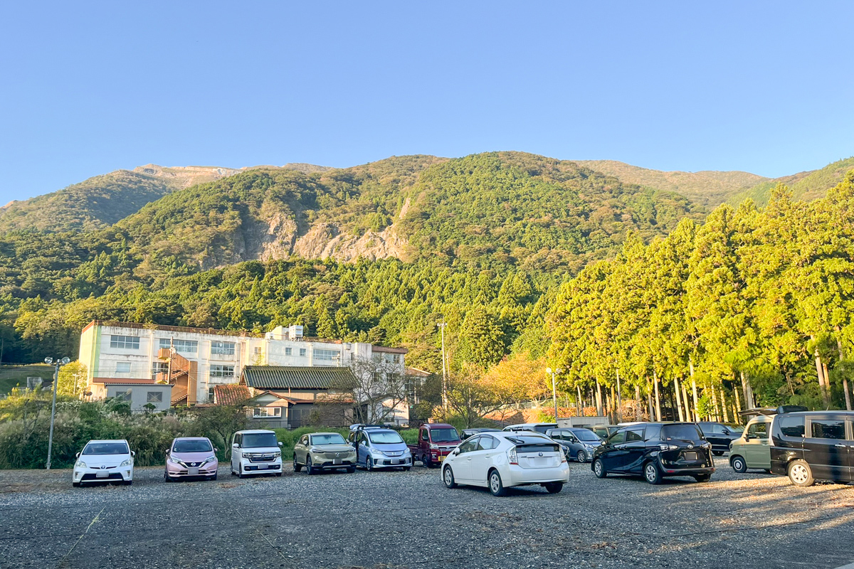 藤原岳観光駐車場