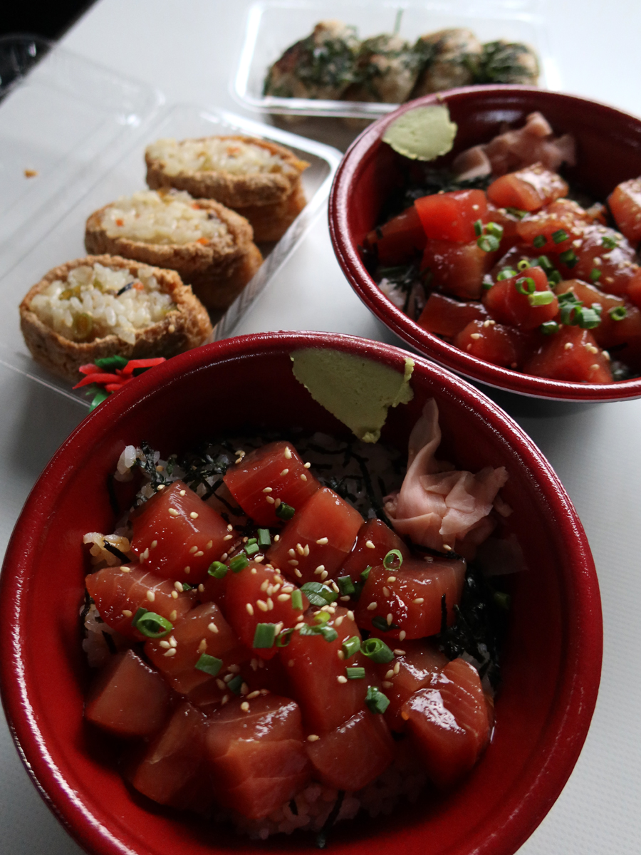 マグロづけ丼など