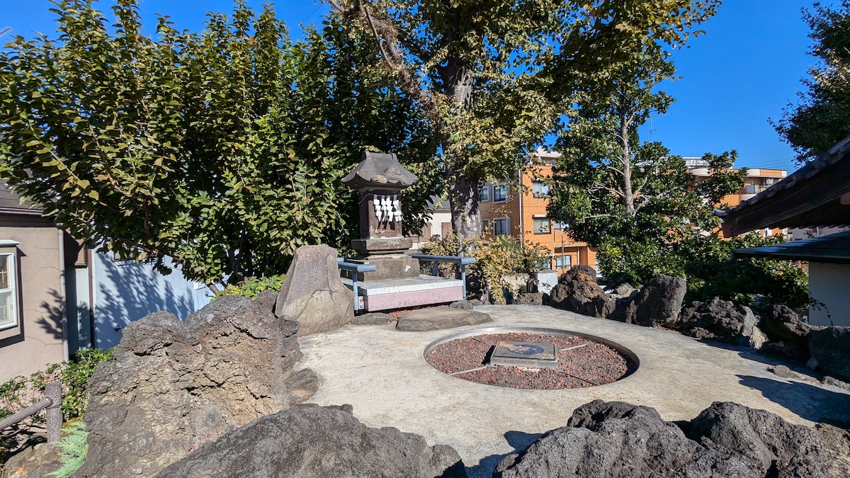 毎年山開きが行われる練馬区・北町浅間神社のミニ富士山【プロハイカー斉藤正史のTOKYO山頂ガイド File.112】