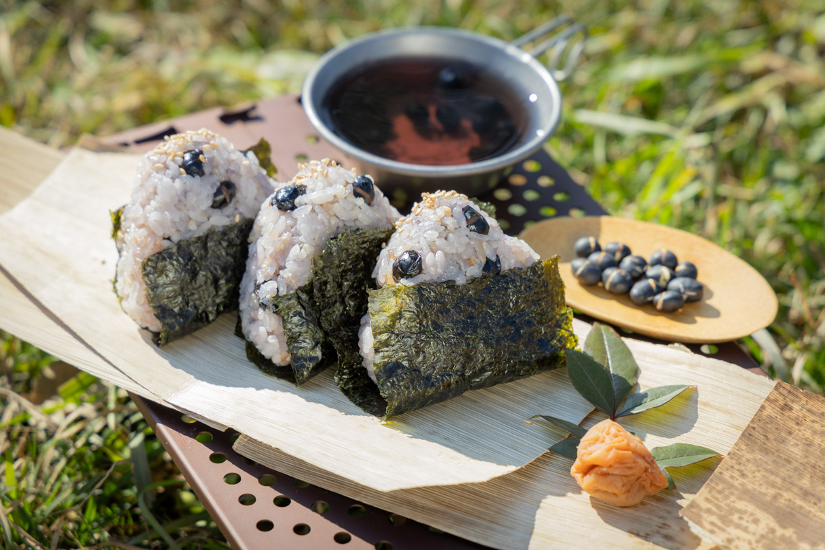 黒豆で健康祈願！新年初の山歩きにおすすめしたい「黒豆ごはん」「黒豆茶」レシピ