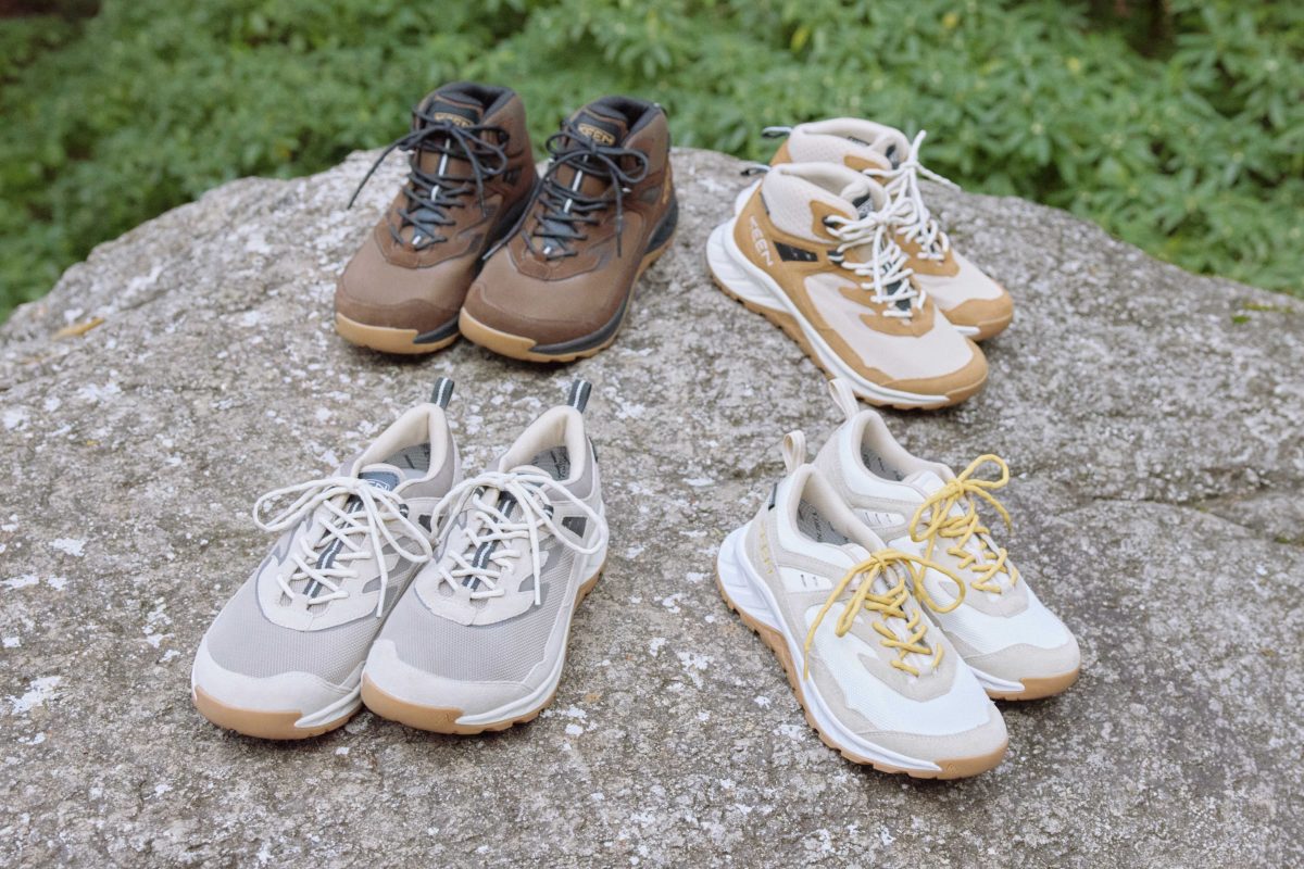 左奥より『HIGHTRAIL MID WP』DARK EARTH/OAK BUFF（メンズカラー）、SAFARI/CHIPMUNK（ウィメンズカラー）、手前左より『HIGHTRAIL WP』BRINDLE/BIRCH（メンズカラー）、BIRCH/DAFFODIL（ウィメンズカラー）